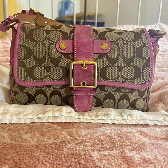 Coach Soho Pink Suede - Picture 2 of 15
